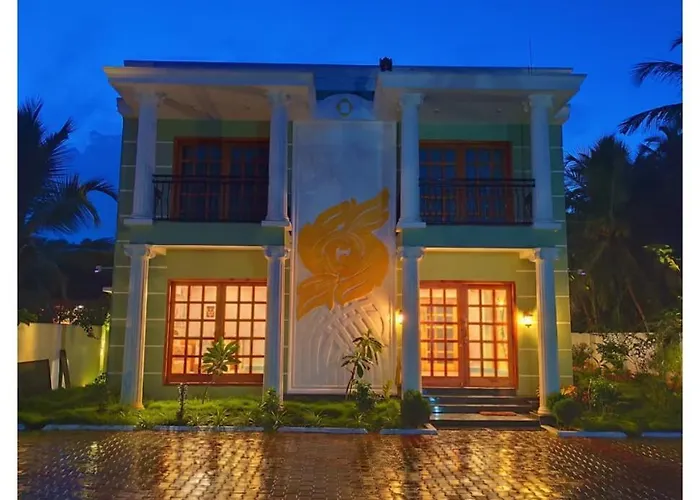 4 star hotel: Le French Nest