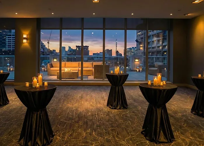 Jacuzzi hotel: Soho Hotel Toronto