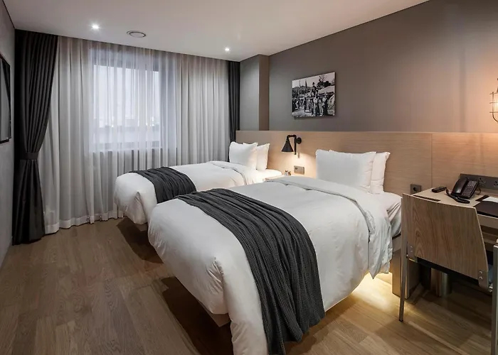 Romantic hotels 28 Myeongdong