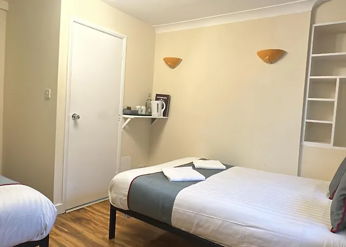 Central hotel: Kings Cross Hotel London