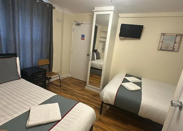 Central hotel: Kings Cross Hotel London