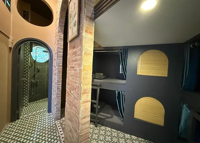 Cheap hotel: Mobylette Sai Gon