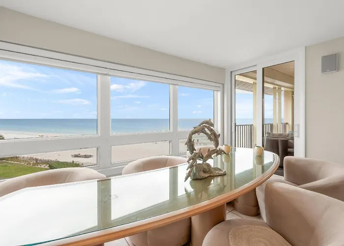 Siesta Breakers Penthouse On The Beach