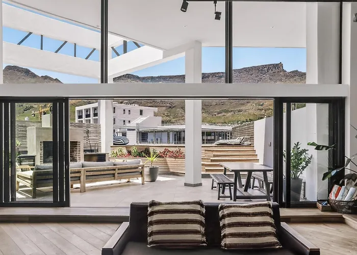 Penthouse - Mountain Views - Pool - Braai