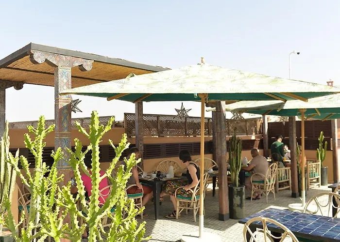 Hôtel pour familles: Riad Dar Darcom