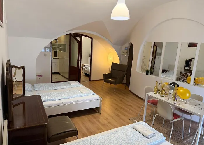 Guest house: Oktogon Panzio