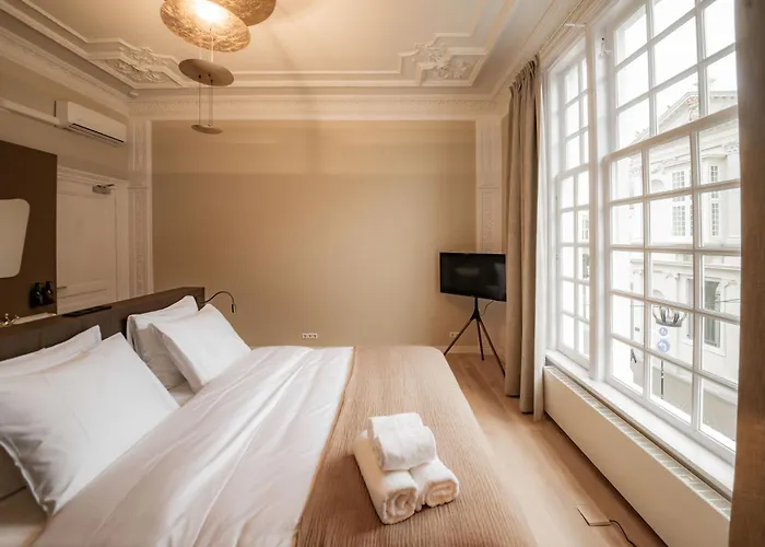 Adam & Eve Paleisstraat