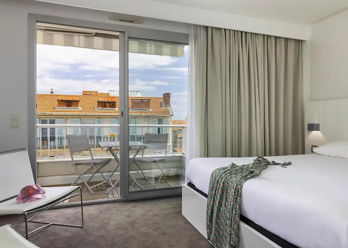 Ibis Styles Menton Centre