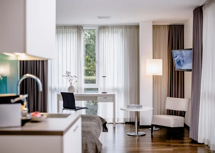 Resort: The Flag Zuerich