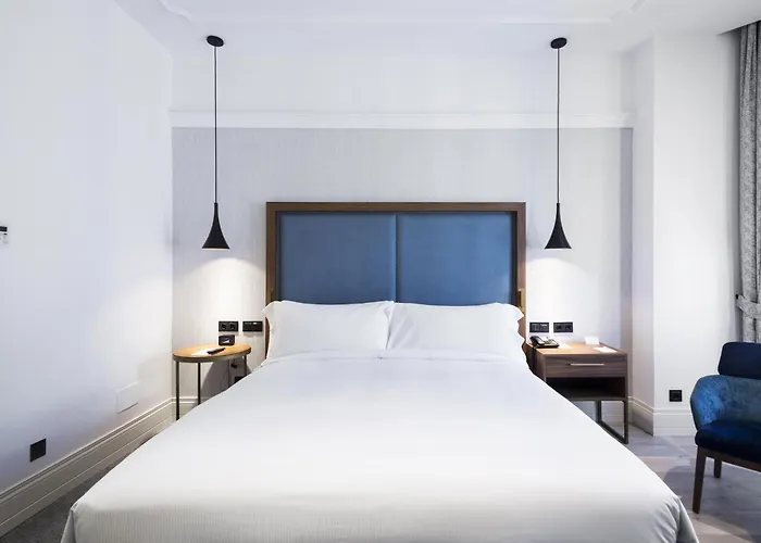 Doubletree By Hilton Madrid-Prado