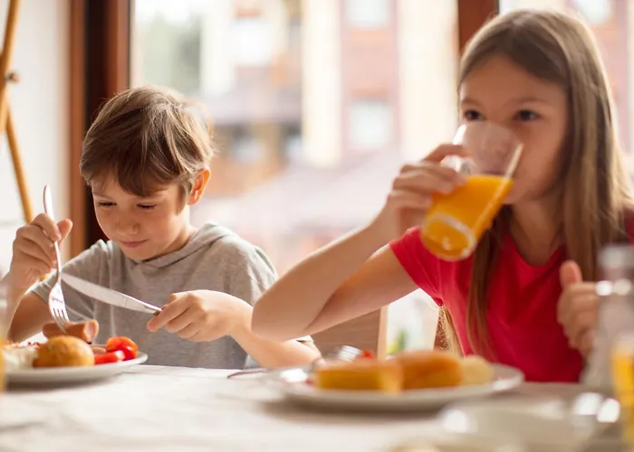 Hotel: Holiday Inn - The Niu, Hide Berlin Friedrichshain By Ihg