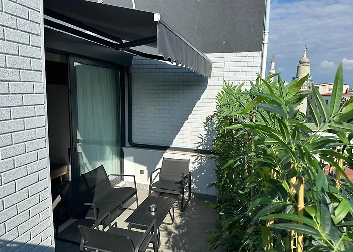 Smart&Simple Hotel Karakoy