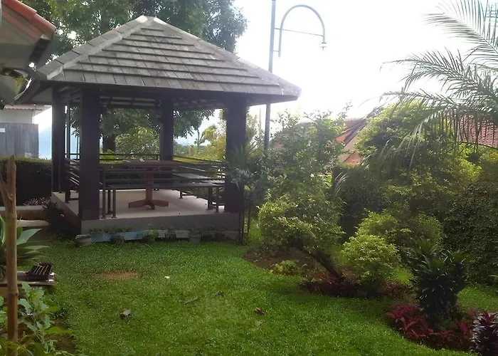Bumi Ciherang Hotel