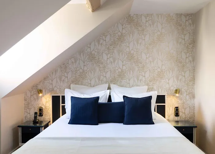 Boutique hotels Queen Mary Opera