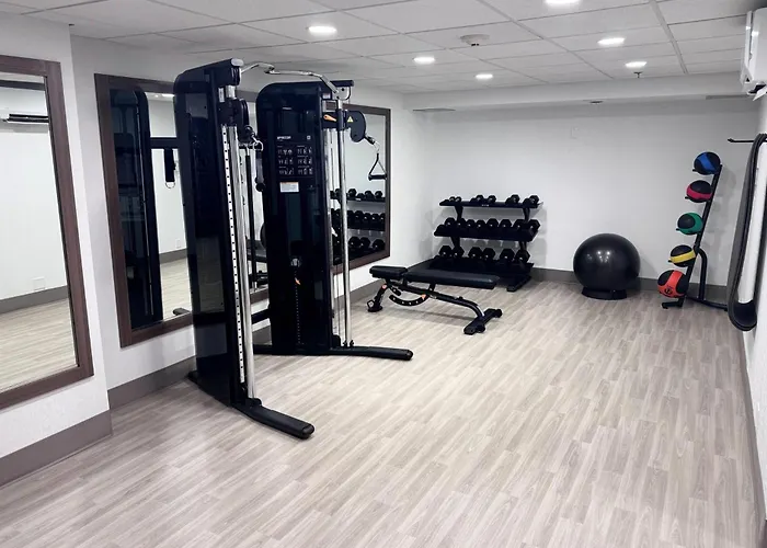 Resort: Country Inn & Suites By Radisson Asheville Downtown Tunnel Road