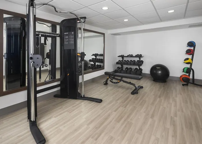Country Inn & Suites By Radisson Asheville Downtown Tunnel Road