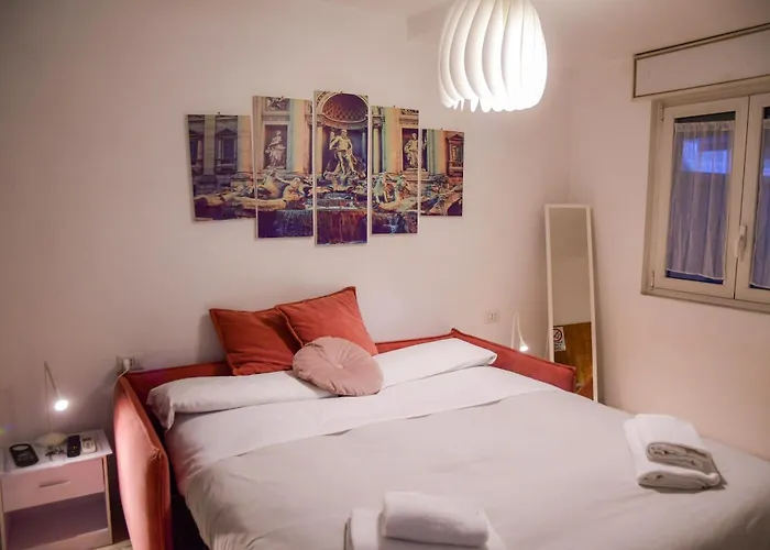  Domus Massimiliani Guesthouse