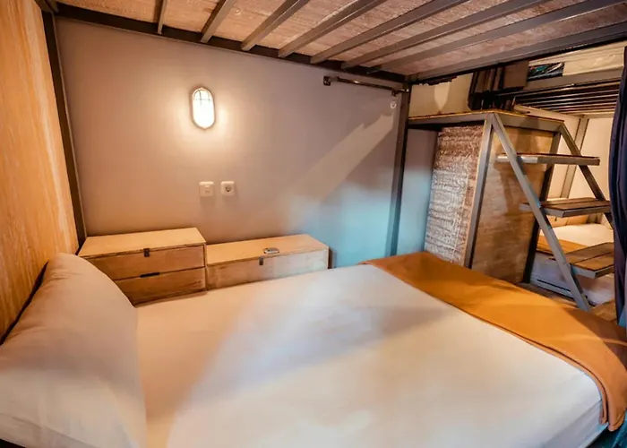 Lushy Hostel Canggu