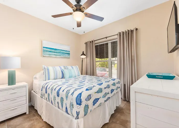 Cheap hotel: The Ringling Beach House