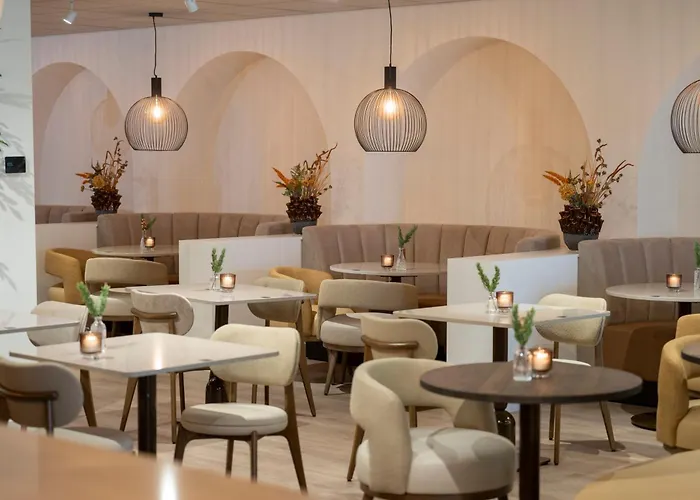 Hôtel Jacuzzi: Hotel & Wellness Zuiver