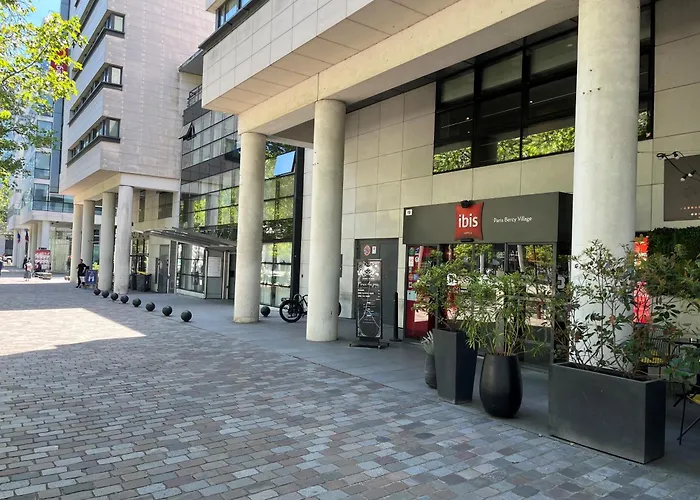 Ibis Bercy Village