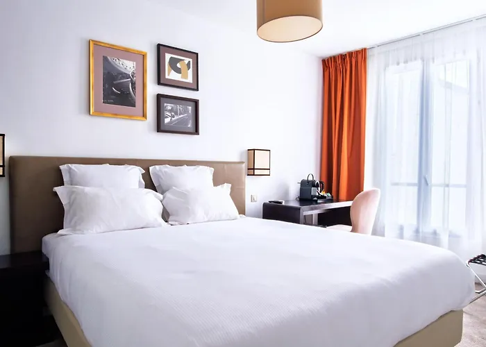  Le Frochot Pigalle, Sonder By Marriott Bonvoy