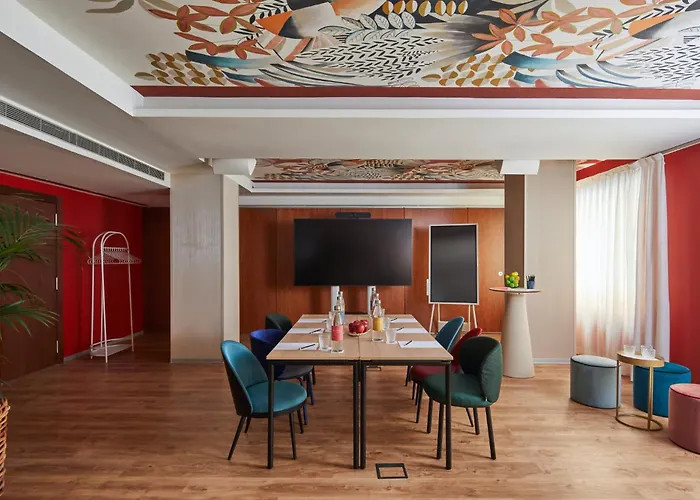 Indigo Plaza Espana By Ihg