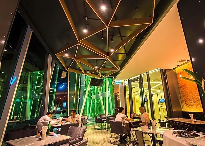 Crystal Hotel Hat Yai