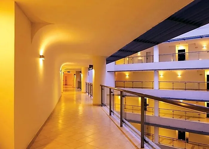 Crescent Residence 1