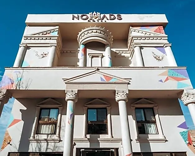  Nomads