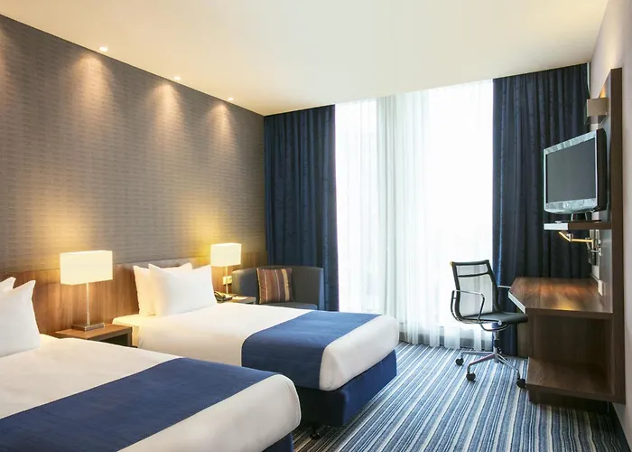  Holiday Inn Express Rotterdam - Central Station By Ihg