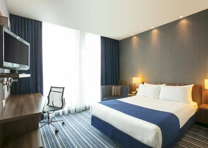  Holiday Inn Express Rotterdam - Central Station By Ihg