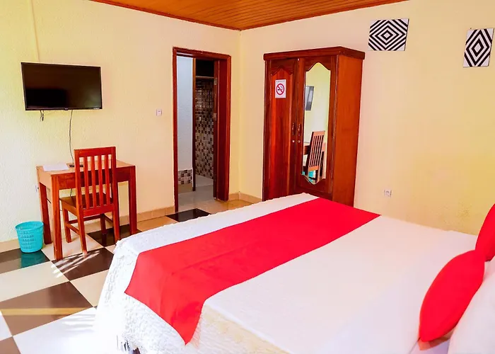 Martin Aviator Hotel