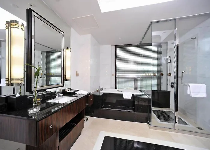 Grand Soluxe Zhongyou Hotel