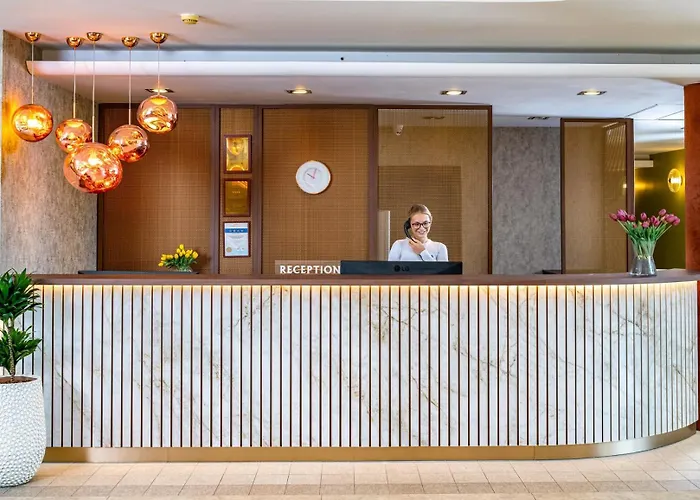  Budapest Airport Stacio Wellness & Konferencia