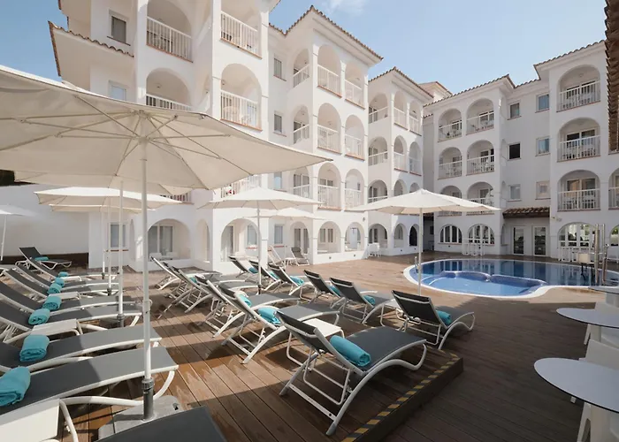 Bq Cala Ratjada (Adults Only)