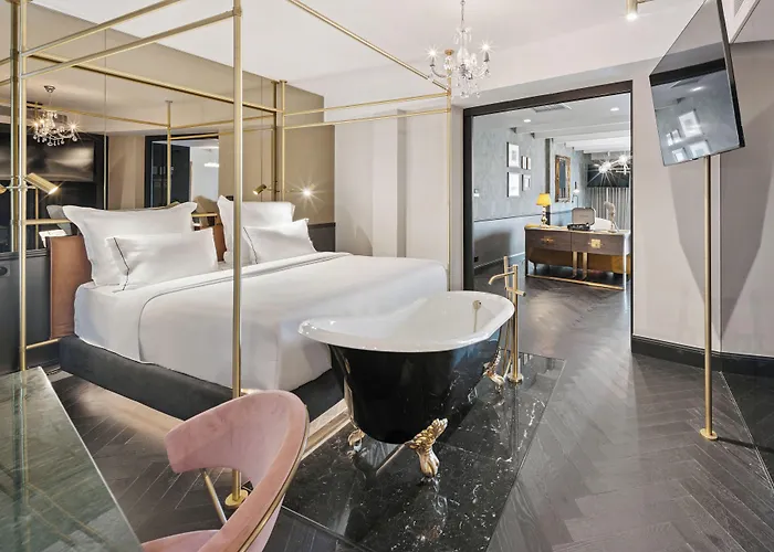 Skylark, Aluma Hotels & Resorts