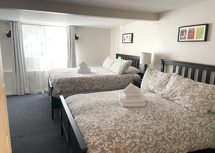 Douglas Guest House
