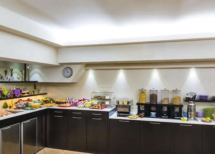 Ibis Styles Milano Centro