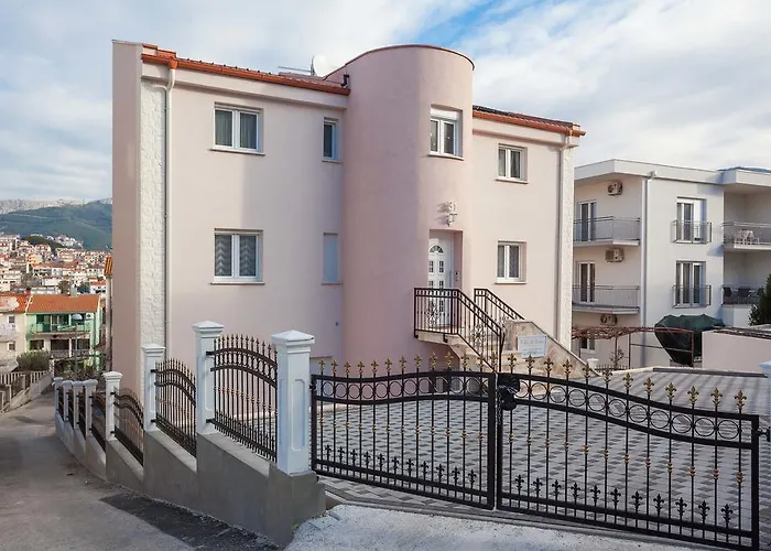 Villa De Luxe