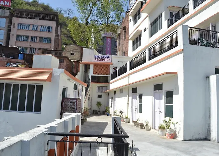 Brij Lodge