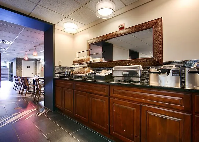 Resort: Midtown Convention Center Hotel Nyc