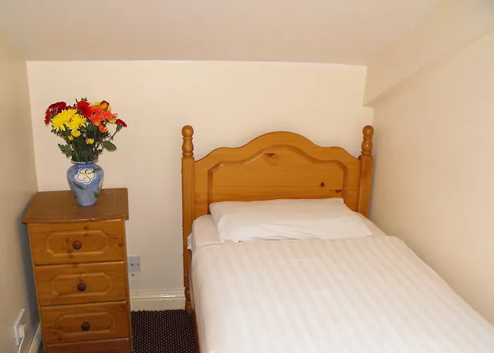 Hazelbrook Lodge