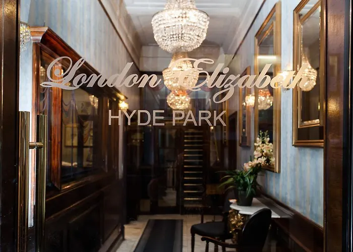 Pet Friendly hotel: London Elizabeth Hotel