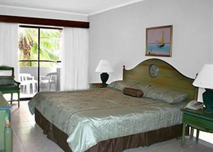 Resort: Talanquera Beach Resort