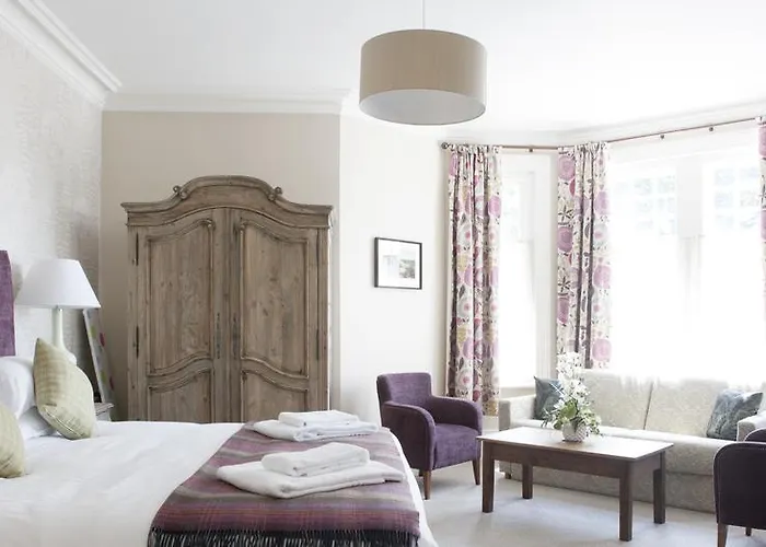 Boutique hotel only: Inn In The Park