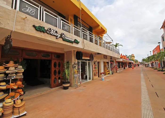 Cheap hotel: Hotel Mary Carmen