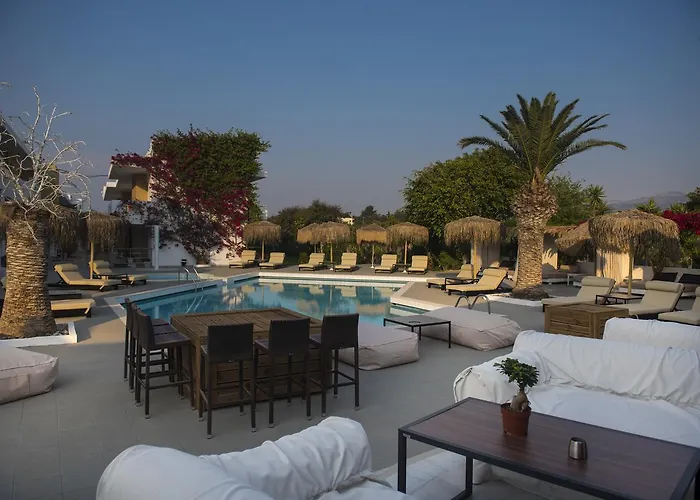 Golden Star Relax - Adults Only 16 Plus