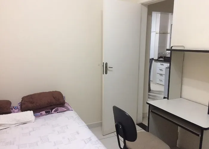 Casa Familiar Em Campinas Com 2 Quartos, 1 Banheiro, 1 Vaga Para Carro
