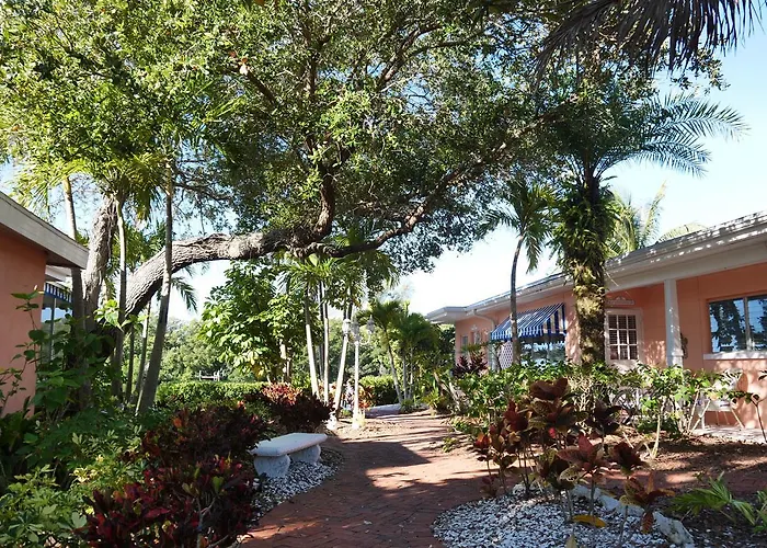 Cheap hotel: Siesta Key Bungalows